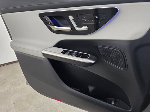 New 2026 Mercedes-Benz GLC 300 4MATIC image 15