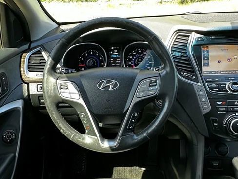 Used 2015 Hyundai Santa Fe GLS w/ Option Group 03 AWD/4WD image 28