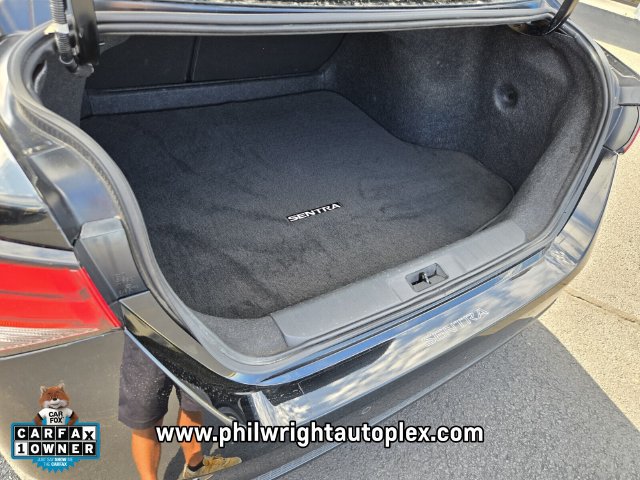 Used 2025 Nissan Sentra SV FWD image 19