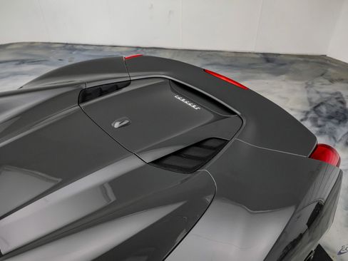 Used 2018 Ferrari 488 Spider RWD image 20