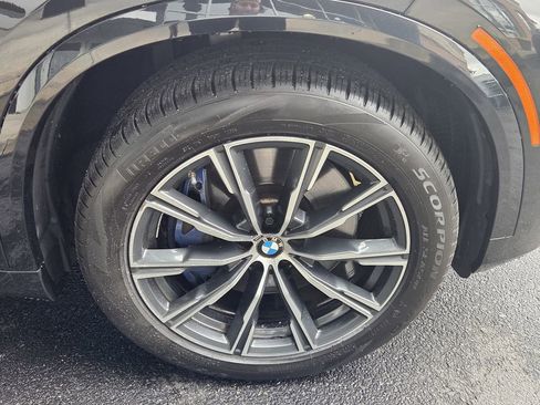 Used 2023 BMW X5 M50i w/ Climate Comfort Package AWD/4WD image 12