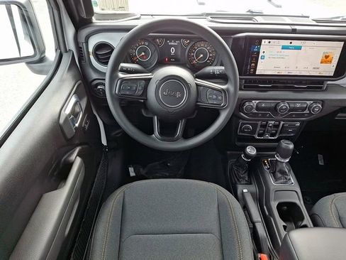 New 2026 Jeep Gladiator Sport image 7