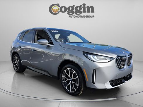 Certified 2025 BMW X3 xDrive30i w/ Premium Package image 6