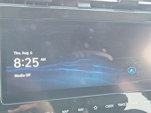 Certified 2023 Hyundai Tucson Limited AWD/4WD image 13