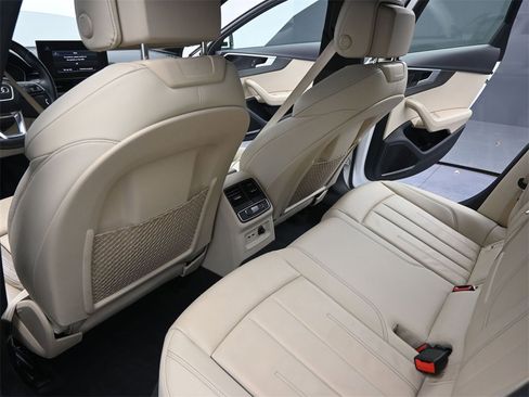 Used 2023 Audi A4 2.0T Premium Plus image 16