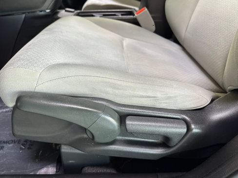 Used 2015 Honda CR-V LX image 14