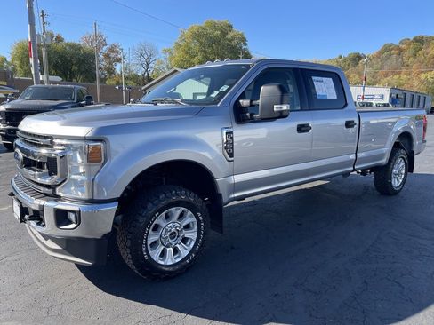 Used 2022 Ford F350 XLT image 2