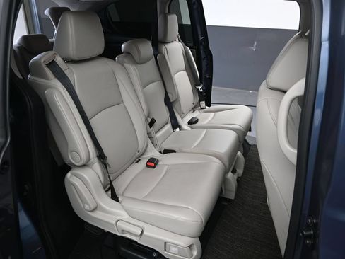 Used 2025 Honda Odyssey EX-L image 30