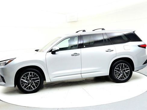 Used 2024 Lexus TX 350 AWD image 3