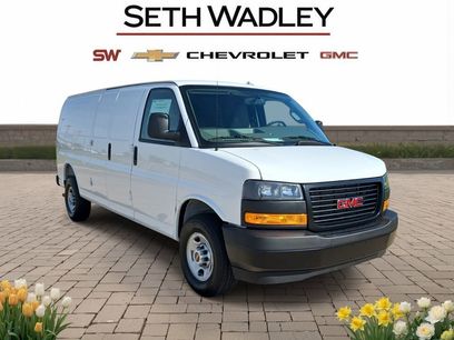 New 2026 GMC Savana 3500 Extended w/ Driver Convenience Package