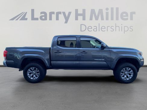 Used 2016 Toyota Tacoma SR5 w/ SR5 Appearance Package (SN) RWD image 6
