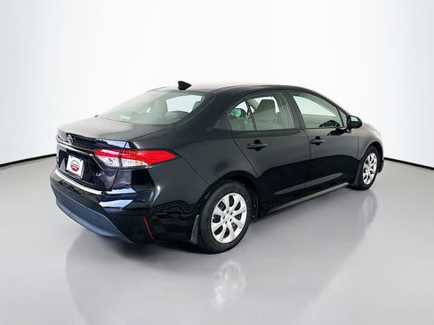 Certified 2025 Toyota Corolla LE FWD image 5