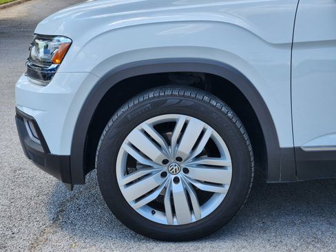 Used 2019 Volkswagen Atlas SEL AWD/4WD image 27