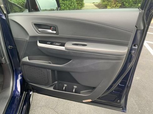 Certified 2025 Toyota Sienna Platinum AWD/4WD image 13