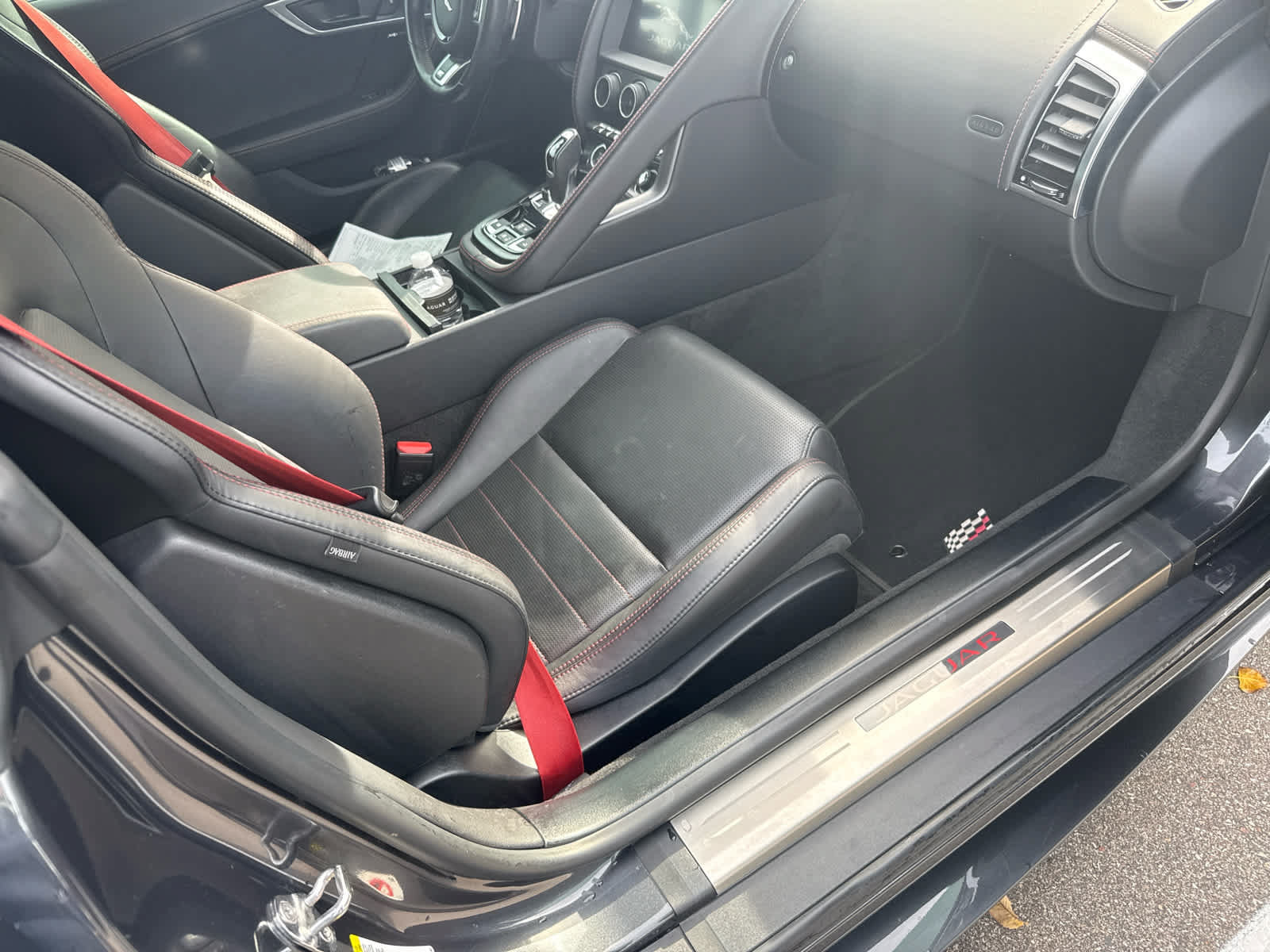 Used 2020 Jaguar F-TYPE Convertible RWD image 7