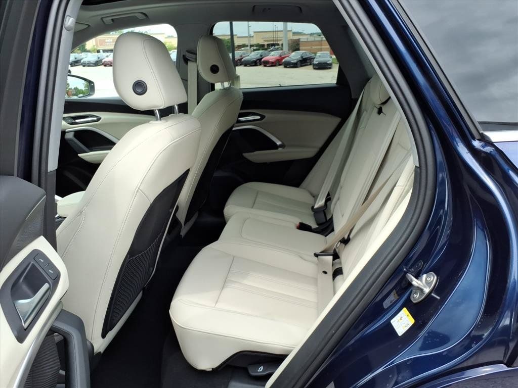 New 2026 Audi Q5 Premium AWD/4WD image 12