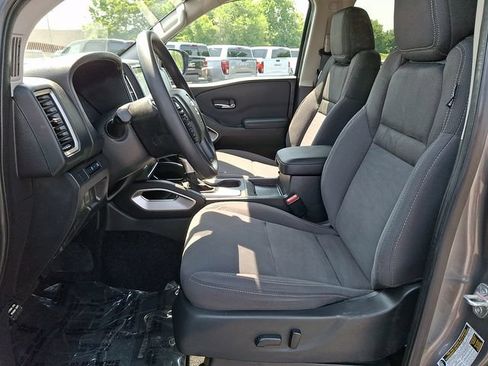 Used 2024 Nissan Frontier SV w/ Tow Package AWD/4WD image 14