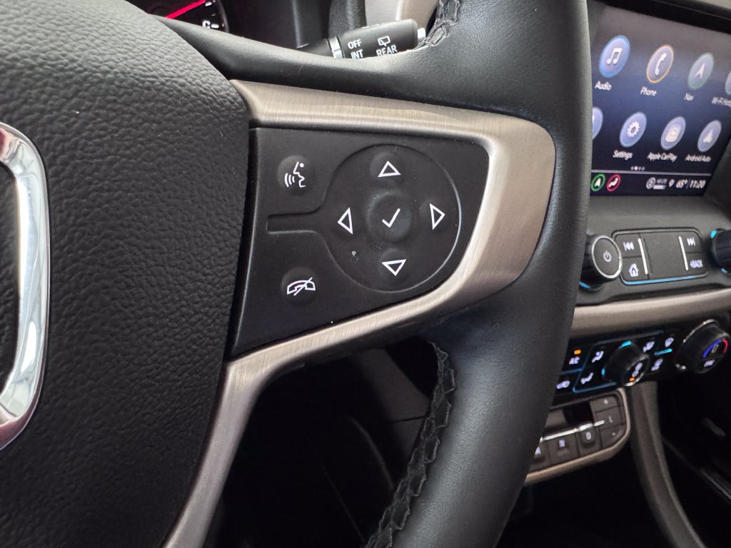 Certified 2023 GMC Acadia Denali w/ Black Diamond Edition AWD/4WD image 16