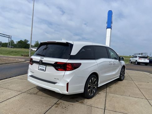 New 2026 Honda Odyssey Elite image 10