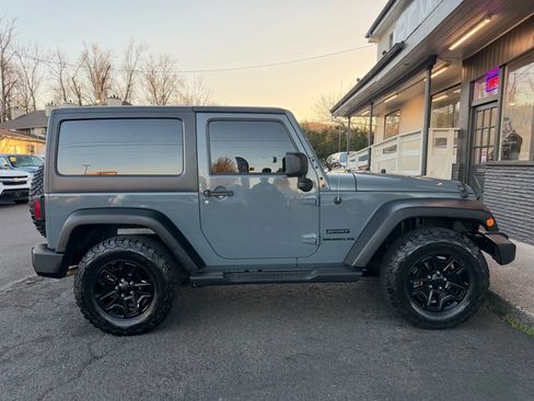 Used 2015 Jeep Wrangler Sport w/ Quick Order Package 24S image 8