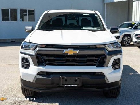 New 2024 Chevrolet Colorado LT w/ LT Convenience Package II image 2