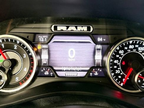 Used 2019 RAM 2500 Big Horn AWD/4WD image 14