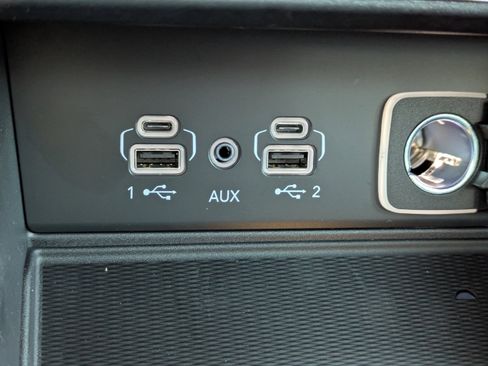 New 2025 Jeep Grand Cherokee Laredo X w/ Luxury Tech Group I image 24