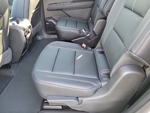 New 2026 GMC Acadia Elevation w/ Black Edition image 5