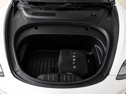 Used 2021 Tesla Model 3 Performance image 45