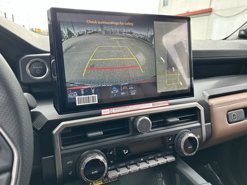 New 2026 Toyota 4Runner Limited image 23