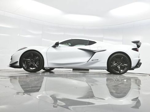 New 2025 Chevrolet Corvette Z06 w/ Z07 Performance Package RWD image 55