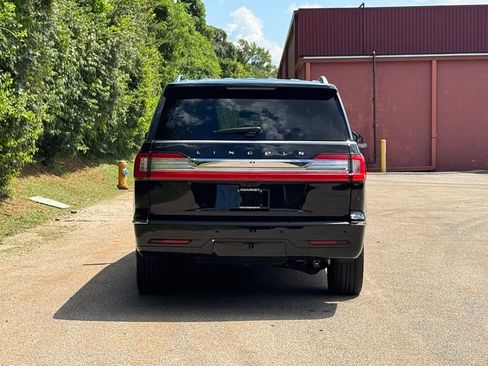 Used 2020 Lincoln Navigator L Reserve w/ Equipment Group 201A Reserve AWD/4WD image 6