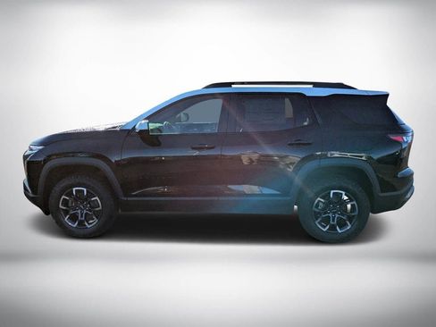 New 2025 Chevrolet Equinox ACTIV w/ Safety and Technology Package FWD image 6