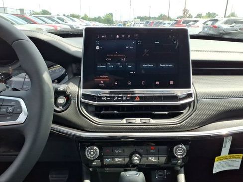 New 2026 Jeep Compass Latitude AWD/4WD image 7