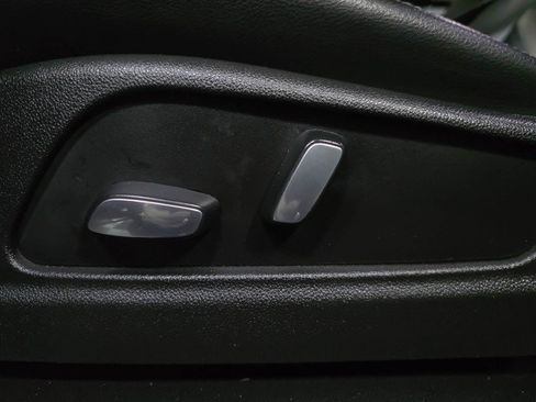 Used 2021 Cadillac XT5 Luxury FWD image 29