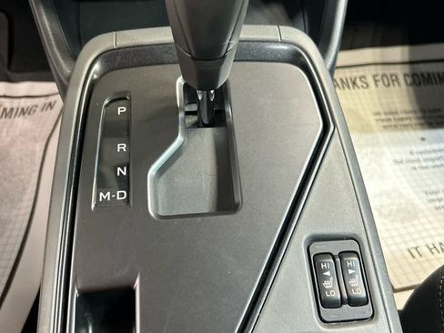 Used 2026 Subaru Crosstrek 2.5i Premium AWD/4WD image 8
