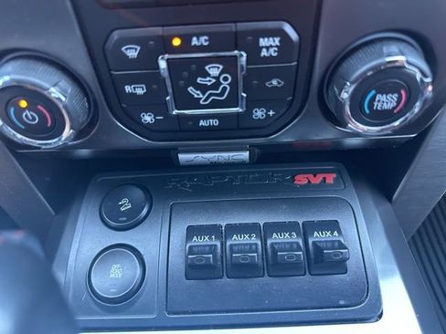 Used 2014 Ford F150 Raptor w/ Equipment Group 801A Luxury image 19