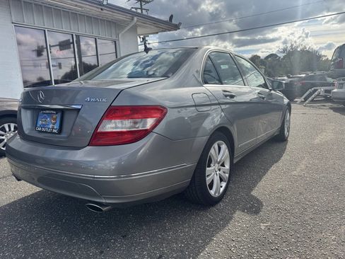 Used 2010 Mercedes-Benz C 300 4MATIC Sedan image 4