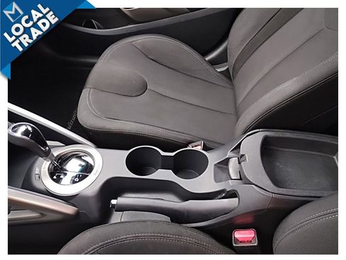 Used 2012 Hyundai Veloster FWD image 29