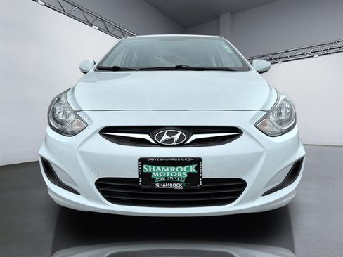 Used 2014 Hyundai Accent GS FWD image 9