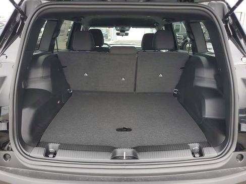 New 2026 Jeep Cherokee Laredo image 9