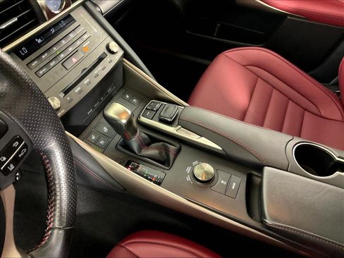Used 2019 Lexus IS 300 F Sport w/ F Sport Package AWD/4WD image 18