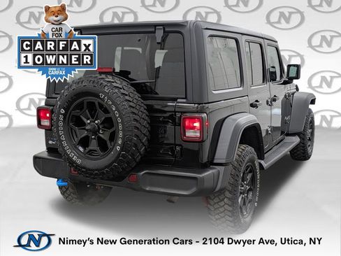 Used 2023 Jeep Wrangler Unlimited w/ Cold Weather Group AWD/4WD image 2