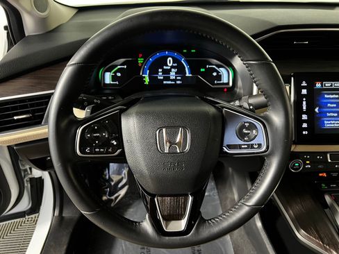Used 2018 Honda Clarity Touring image 16