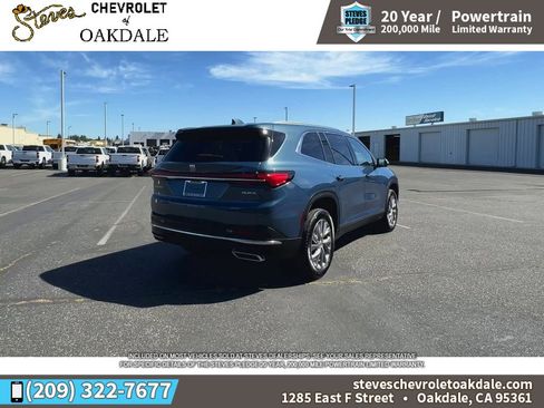 Certified 2025 Buick Enclave Preferred FWD image 11