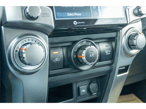 Used 2024 Toyota 4Runner SR5 Premium image 24