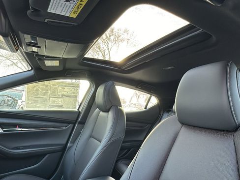 New 2026 MAZDA MAZDA3 2.5 S Hatchback w/ Premium Pkg image 15