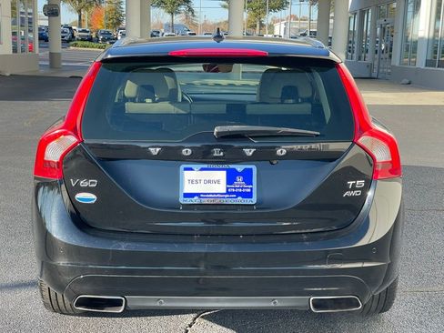 Used 2016 Volvo V60 T5 Premier image 5