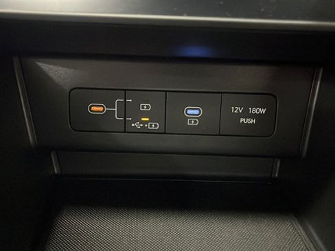 Used 2025 Hyundai Sonata SEL FWD image 30