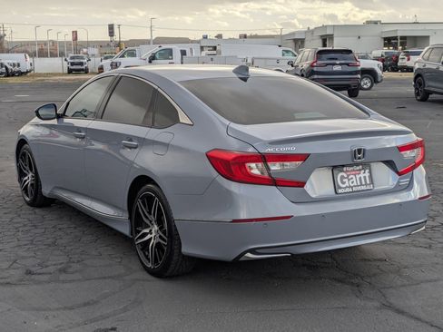 Used 2021 Honda Accord Touring image 8